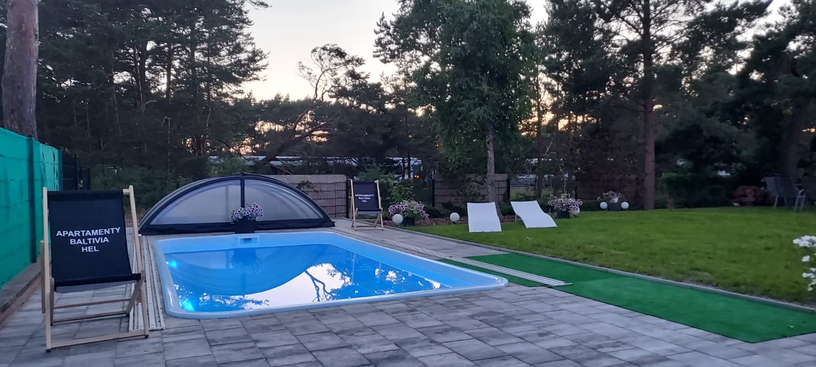 basen apartamenty baltivia hel noclegi